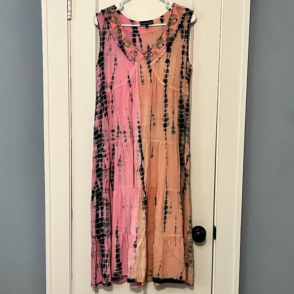 The Pyramid Collection babydoll tiered midi dress tie dye medium hippie bohemian